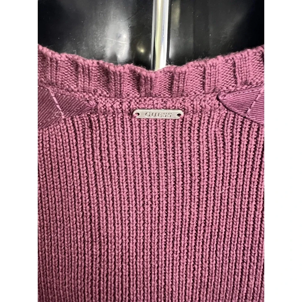 GUESS Sweater Mens XL Wine Red Quilted Yoke Pullover Knit Long Sleeve New Tag‎